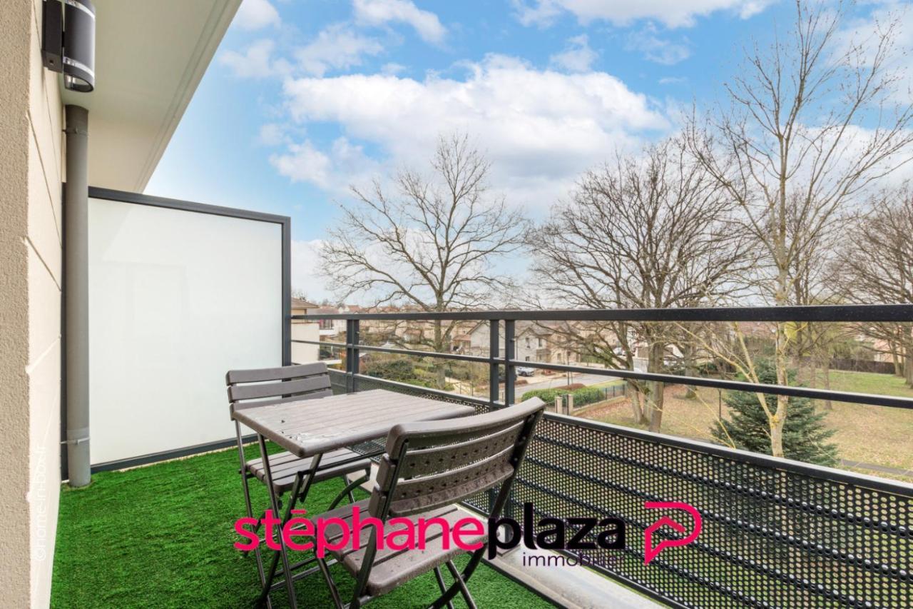 Plaza Parc 02 Apartamento Montévrain Exterior foto